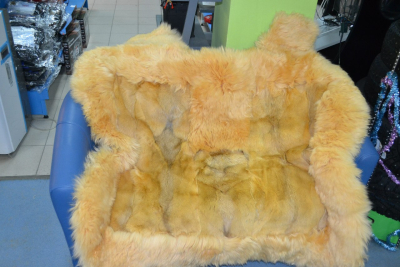 Накидки на сиденье дл. мех Овцы+ВОЛК комплект перед+зад (Рыжый+Рыжый) изображение Накидки на сиденье дл. мех Овцы+ВОЛК комплект перед+зад (Рыжый+Рыжый) купить в Тюмени