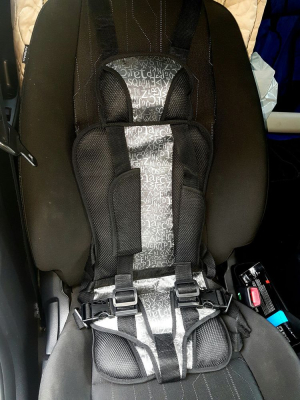 Детское автокресло "МАСЯНЯ"-1, буквы серые, жаккард купить в Тюмени